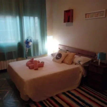 Homestay Acogedora En Casa En Desayuno Incluido *